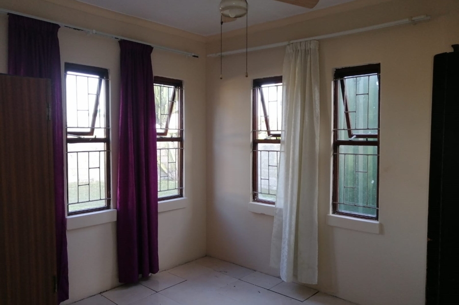 3 Bedroom Property for Sale in Overbaakens Eastern Cape